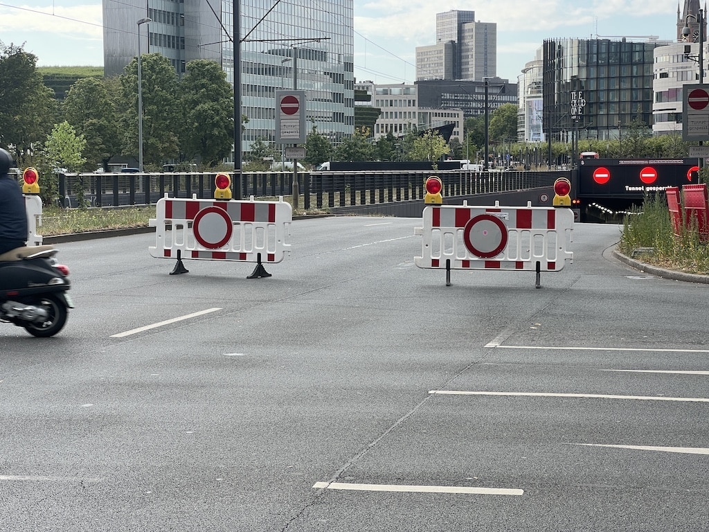 Sperrung KÖ Bogen Tunnel © Lokalbüro