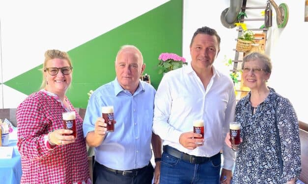 Karl-Klinzing-Plakette 2025 für Düsseldorfer Schausteller Oliver Wilmering