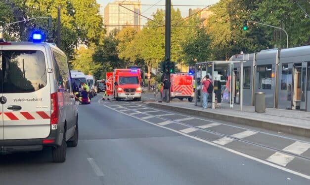Grafenberg – Auffahrunfall auf der Grafenberger Allee