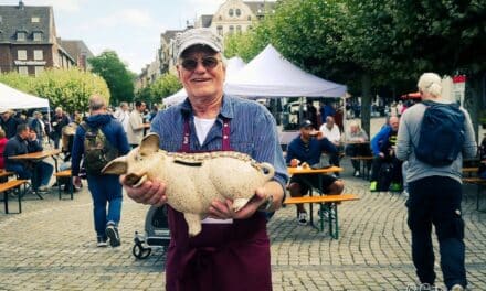 Armut überwinden – nicht verstecken: „Essen für Arme und Reiche“ auf dem Burgplatz