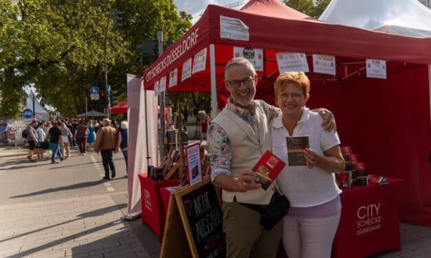 City Schecks Düsseldorf 2026: Das beliebteste Gutscheinbuch der Stadt ab sofort erhältlich