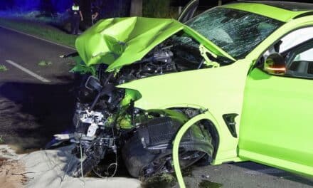 Zwei Tote und drei Schwerverletzte bei Unfall in Düsseldorf-Urdenbach