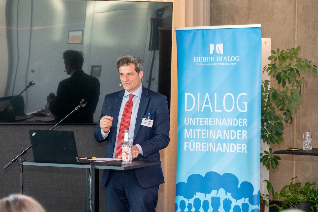 Wirtschaftsdezernent Christian Zaum beim Immobilien-Dialog 2025 © kplus konzept GmbH
