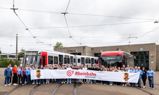 54 Nachwuchskräfte starten Ausbildung bei der Rheinbahn