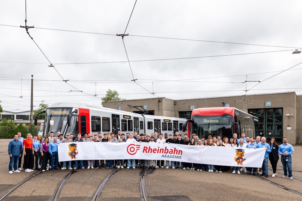 Die Rheinbahn begrüßt 54 neue Nachwuchskräfte. © Rheinbahn Düsseldorf