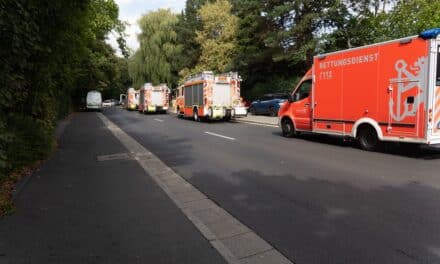 Zwei Brände in Düsseldorf: Gebäude unbewohnbar, keine Verletzten