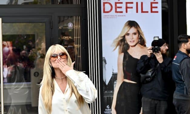 Heidi Klum eröffnet L’Oréal Pop-up-Store am Kö-Bogen