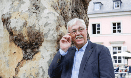 Künstlerinnen und Künstler auf dem Nordfriedhof