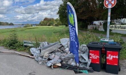 Rhine Clean Up in Kaiserswerth