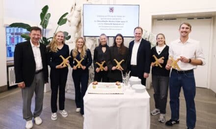 Düsseldorfer Spitzensportler im Rathaus für glänzende Erfolge 2025 geehrt