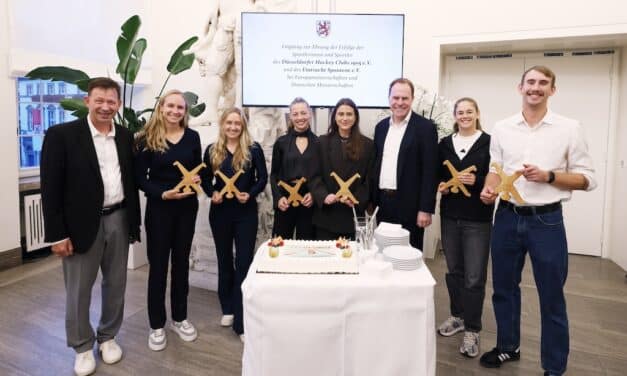 Düsseldorfer Spitzensportler im Rathaus für glänzende Erfolge 2025 geehrt