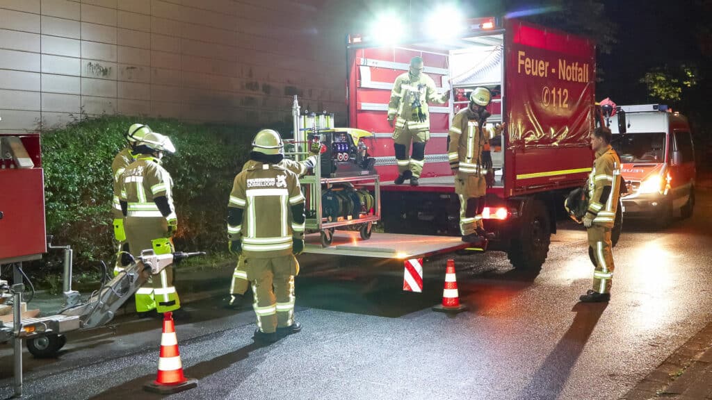 Umfangreicher Wasserschaden in einem Hochhaus © Patrick Schüller