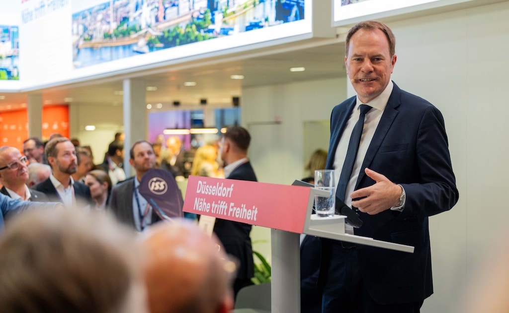 Oberbürgermeister Dr. Stephan Keller präsentiert am Dienstag, 7. Oktober 2025, neue Projekte der Landeshauptstadt Düsseldorf auf der Immobilienmesse Expo Real in München. © Landeshauptstadt Düsseldorf/Robert Gongoll