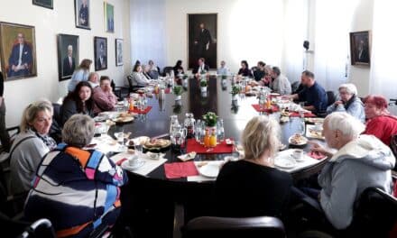 Internationaler Tag der älteren Generation: Frühstücksempfang im Rathaus