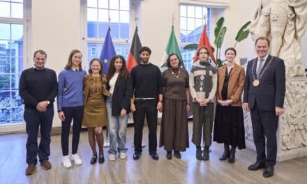 Einbürgerungsfeier im Düsseldorfer Rathaus