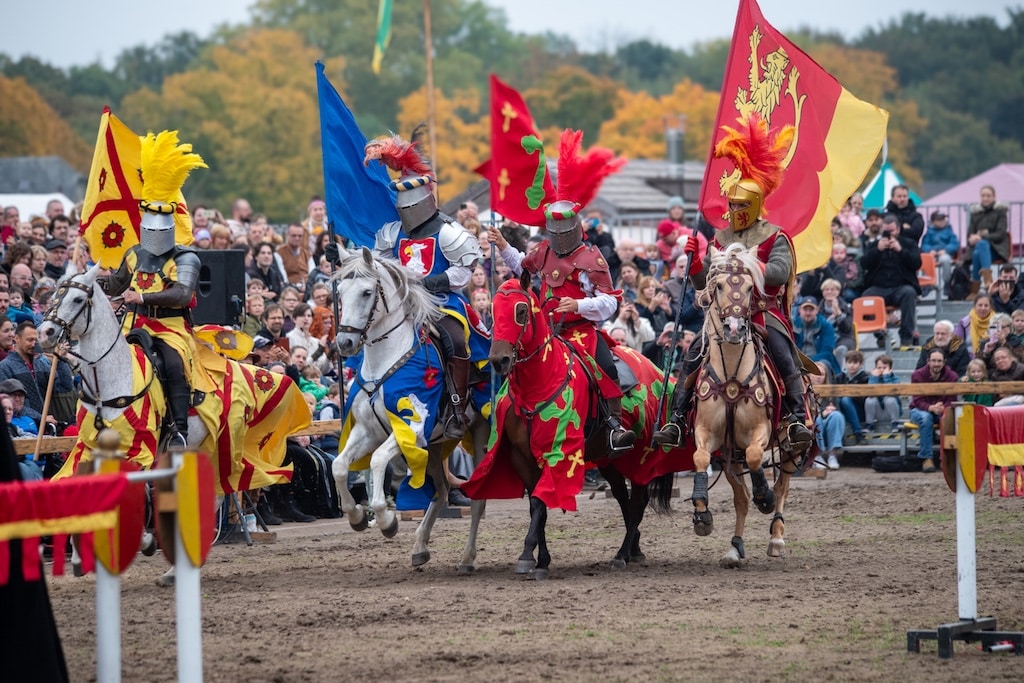 Ritterspiele im Schloß Eller @ LB / Olaf Oidtmann