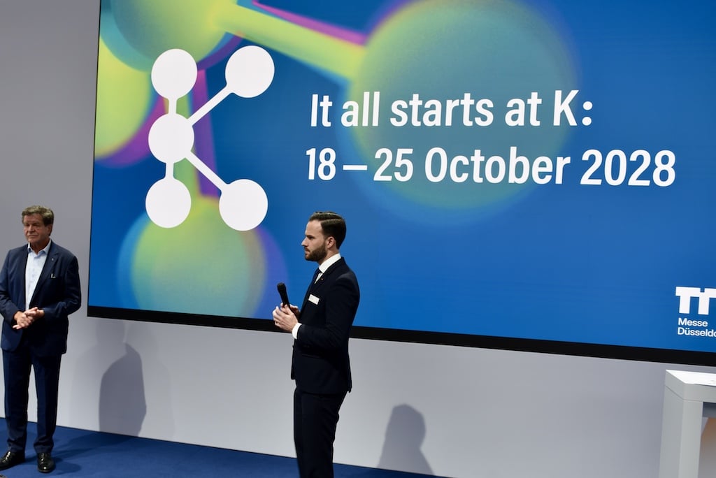 Ulrich Reifenhäuser, Beiratsvorsitzender K 2025 und Marius Berlemann, COO Messe Düsseldorf © Lokalbüro
