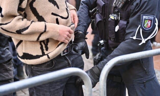 Süd / Altstadt Düsseldorf – Groß angelegte Kontrollen zur Eindämmung von Gewaltkriminalität