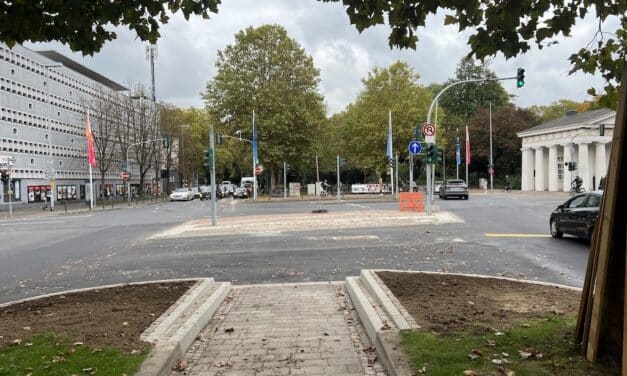 Heinrich-Heine-Allee: Wendemöglichkeit für Busse fertiggestellt
