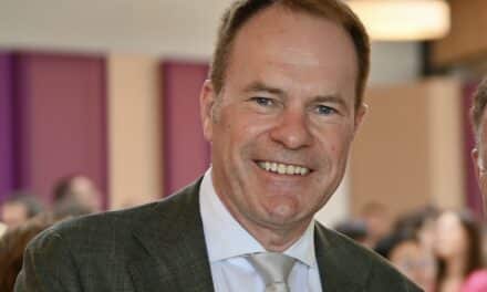 Regionalrat Düsseldorf: Keller übernimmt den Vorsitz