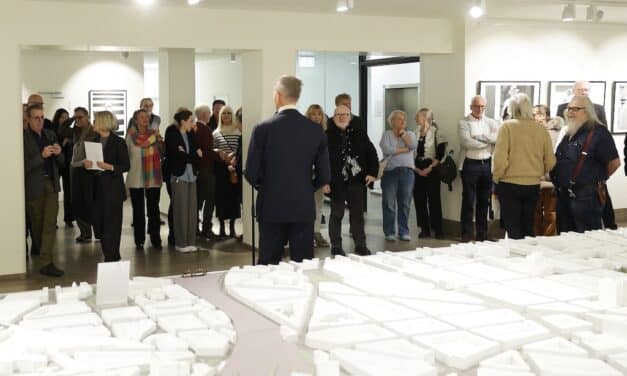 Ausstellung “Spurensuche” im Rathaus