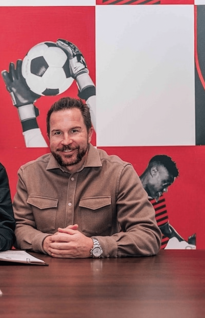 Sportvorstand Christian Weber (r.). © F95 / Christian MoniusBildausschnitt: Bildausschnitt: Sportvorstand Christian Weber (r.). © F95 / Christian Monius