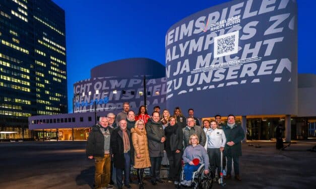 Olympia-Bewerbung wirbt um Zustimmung: Lichtinstallation am Schauspielhaus markiert Kampagnenstart