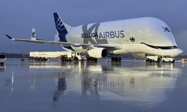 Airbus Beluga XL landet ungeplant in Düsseldorf – Wetter am Zielort sorgt für Umleitung“