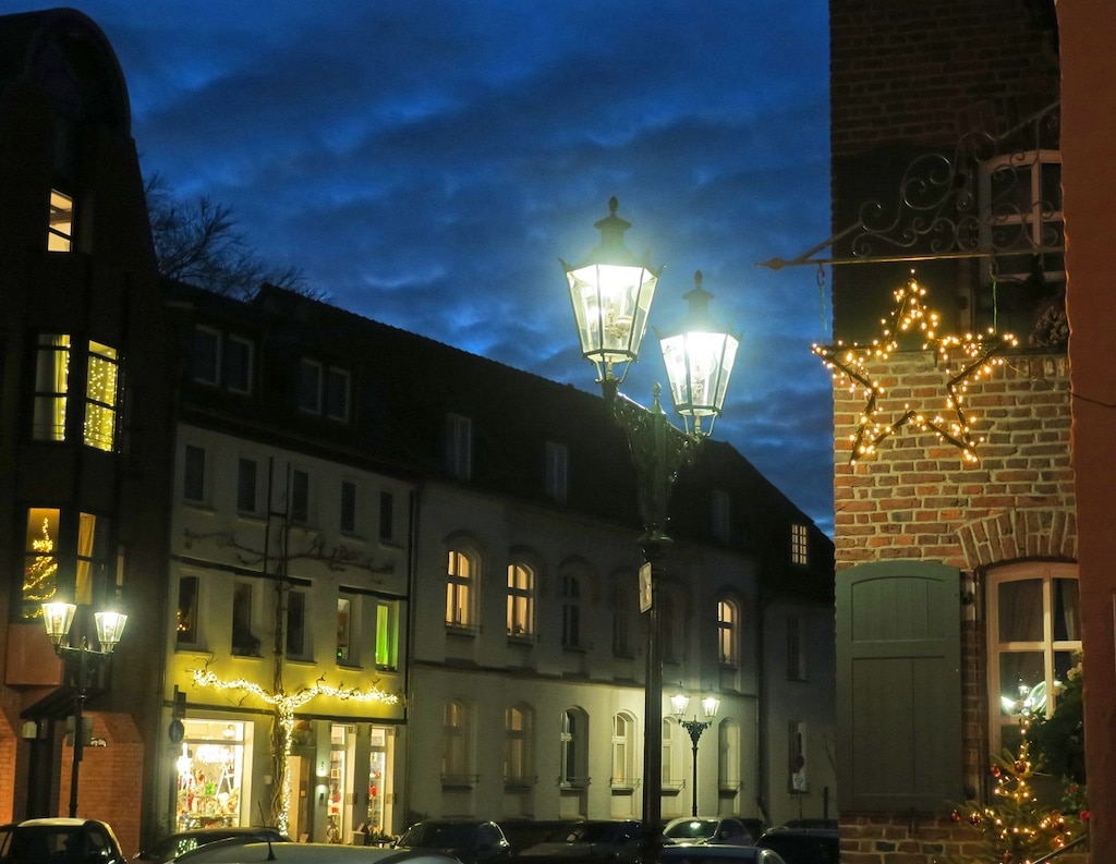 Stadtbücherei Kaiserswerth © Gabriele Schreckenberg