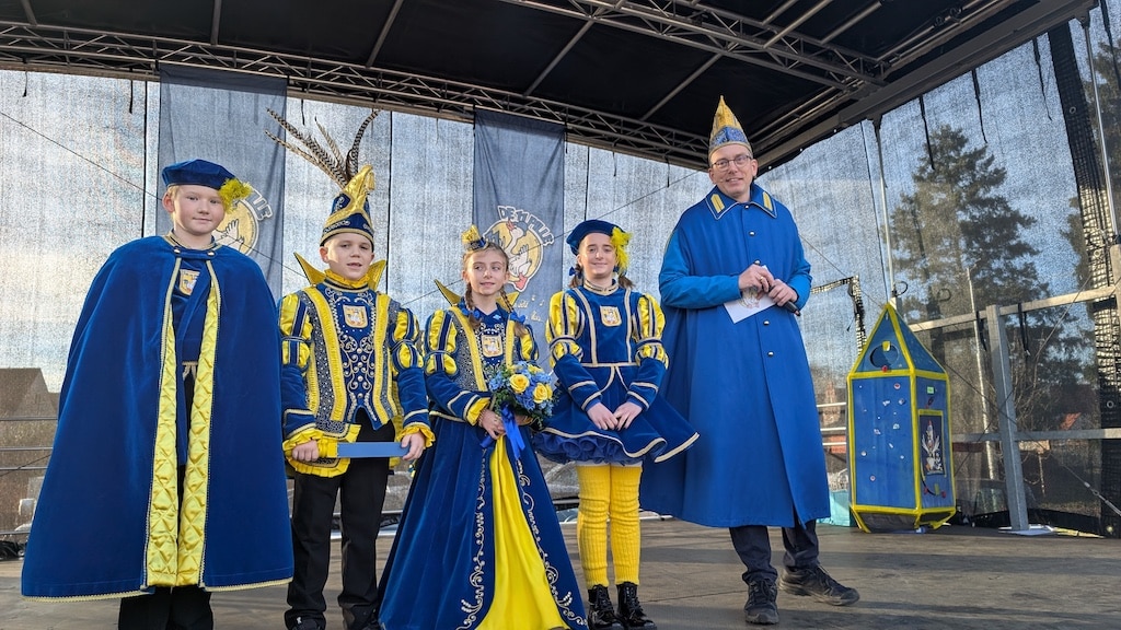 Angermunder Biwak mit strahlendem Sonnenschein © Gabriele Schreckenberg Angermunder Biwak mit strahlendem Sonnenschein © Gabriele Schreckenberg