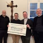 Neue Glasfenster in der Basilika Kaiserswerth