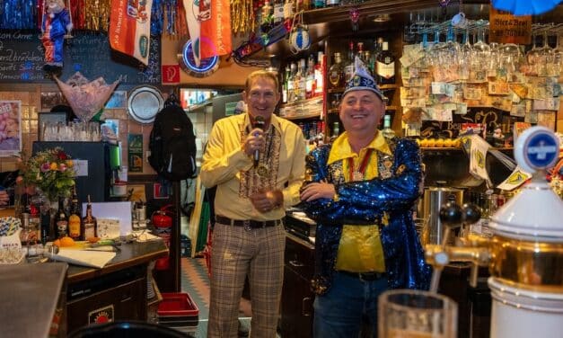 Tränen, Tusch und Triumph: DüsselSisters gewinnen den Düsseldorfer Karnevalsknaller 2026