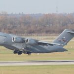 US-Militärtransportflugzeuge landen außerplanmäßig in Düsseldorf – Nebel über Spangdahlem führt zur Umleitung