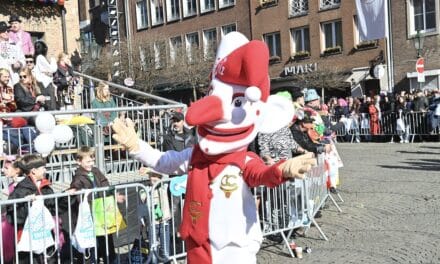 Karneval bringt Verkehrseinschränkungen: Stadt rät zur Anreise mit Bus und&nbsp;Bahn