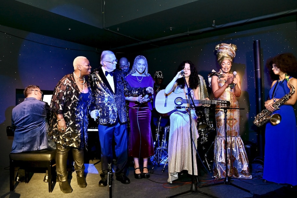 Weltstars auf der Bühne © Lokalbüro Weltstars auf der Bühne © Lokalbüro