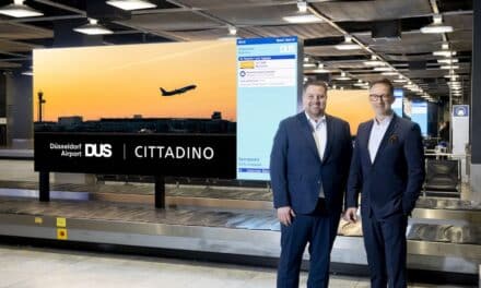 Neue Bildschirme sollen Ankommende am Düsseldorfer Flughafen willkommen heißen