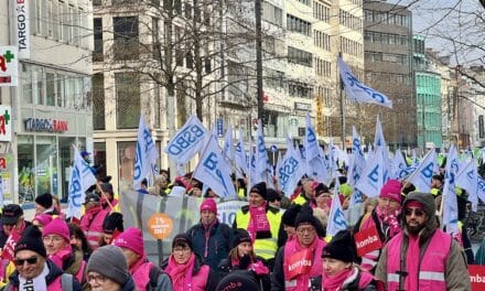 Großkundgebung in Düsseldorf: Tausende Beschäftigte des öffentlichen Dienstes mobilisieren vor entscheidender Tarifrunde