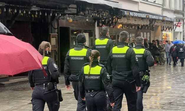 Altweiber 2026: Erste Zwischenbilanz von Feuerwehr und Ordnungsamt