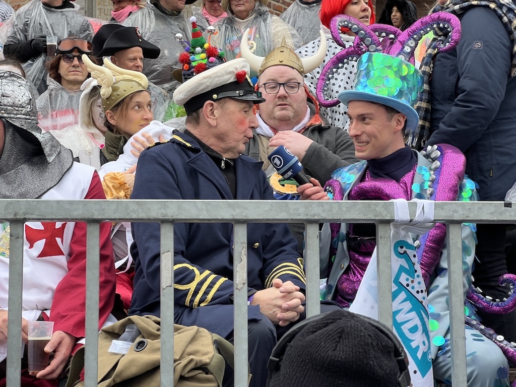 Jacques Tilly im Gepräch mit dem WDR © Lokalbüro