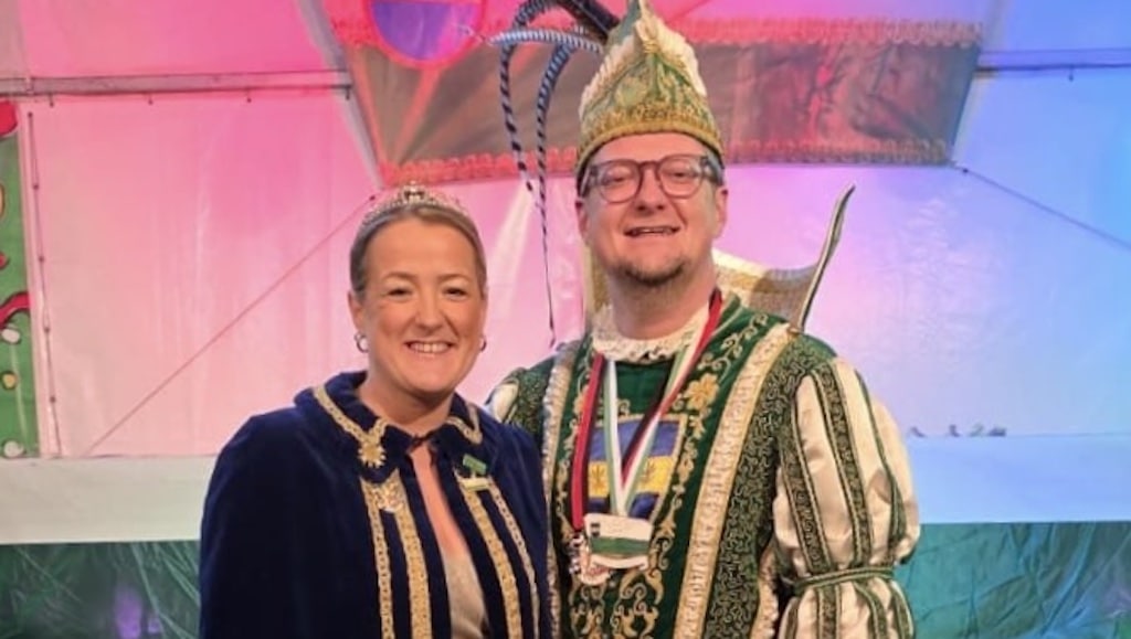 Prinz Lars Wevers und seiner Venetia Elisa Wevers. © Grün-Weiss Düsseldorf Volmerswerth e.V. 1948