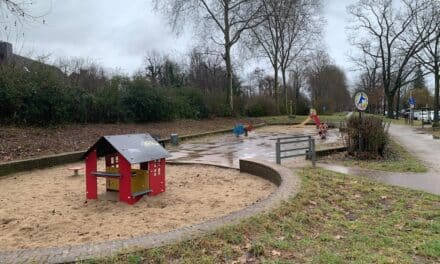 Azubis gestalten Spielplatz an der Limburgstraße neu