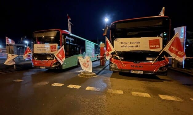 Düsseldorf: Warnstreik im städtischen Nahverkehr gestartet – Betrieb weitgehend lahmgelegt