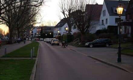 Halbuschsiedlung in Wersten: Gaslaternen werden auf LED umgerüstet