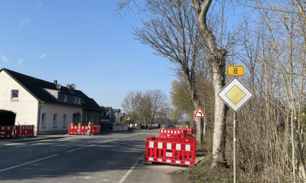 Vollsperrung der Duisburger Landstraße aufgehoben 