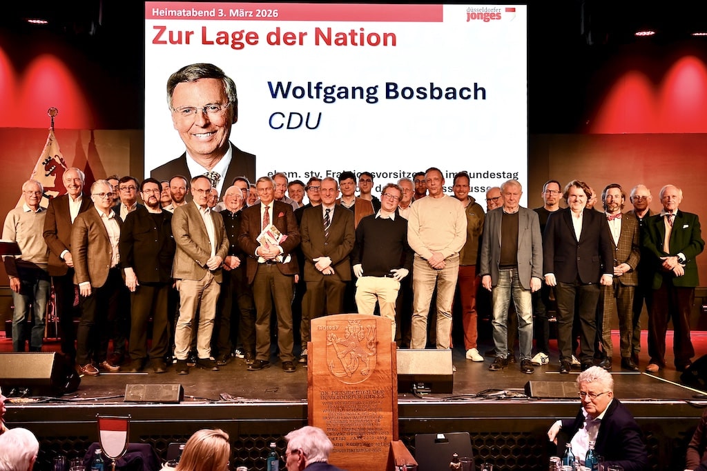 Gruppenbild der TG "Die Hechte" mit Wolfgang Bosbach © Lokalbüro