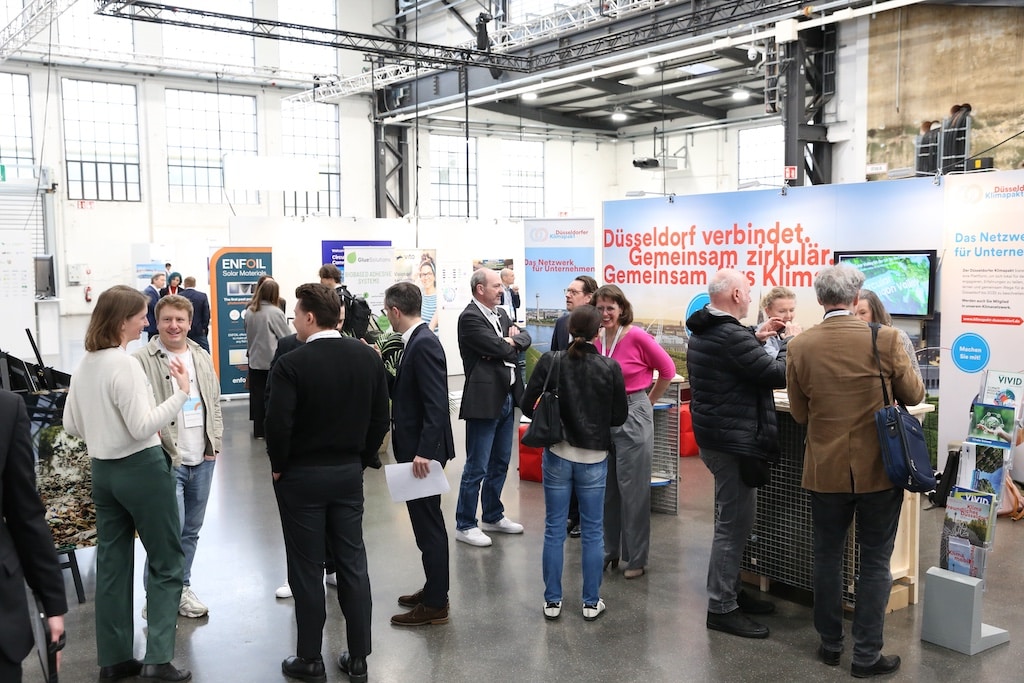 Das Areal Böhler wurde am Mittwoch, 11., und Donnerstag, 12. März 2026, erneut zum Treffpunkt der Kreislaufwirtschaft: Die Circular Valley Convention brachte Entscheiderinnen und Entscheider aus Wirtschaft, Wissenschaft, Politik und Start-ups zusammen, um Lösungen für eine zirkuläre Wirtschaft auszutauschen. ©&nbsp;Landeshauptstadt Düsseldorf/Ingo Lammert