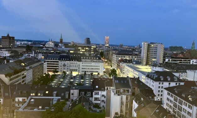 Festnahme nach Betrugsserie auf dem Carlsplatz: Teures Fleisch mit gestohlenen Identitäten bestellt