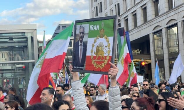 Rund 5.000 Menschen bei Iran-Demonstration in der Innenstadt