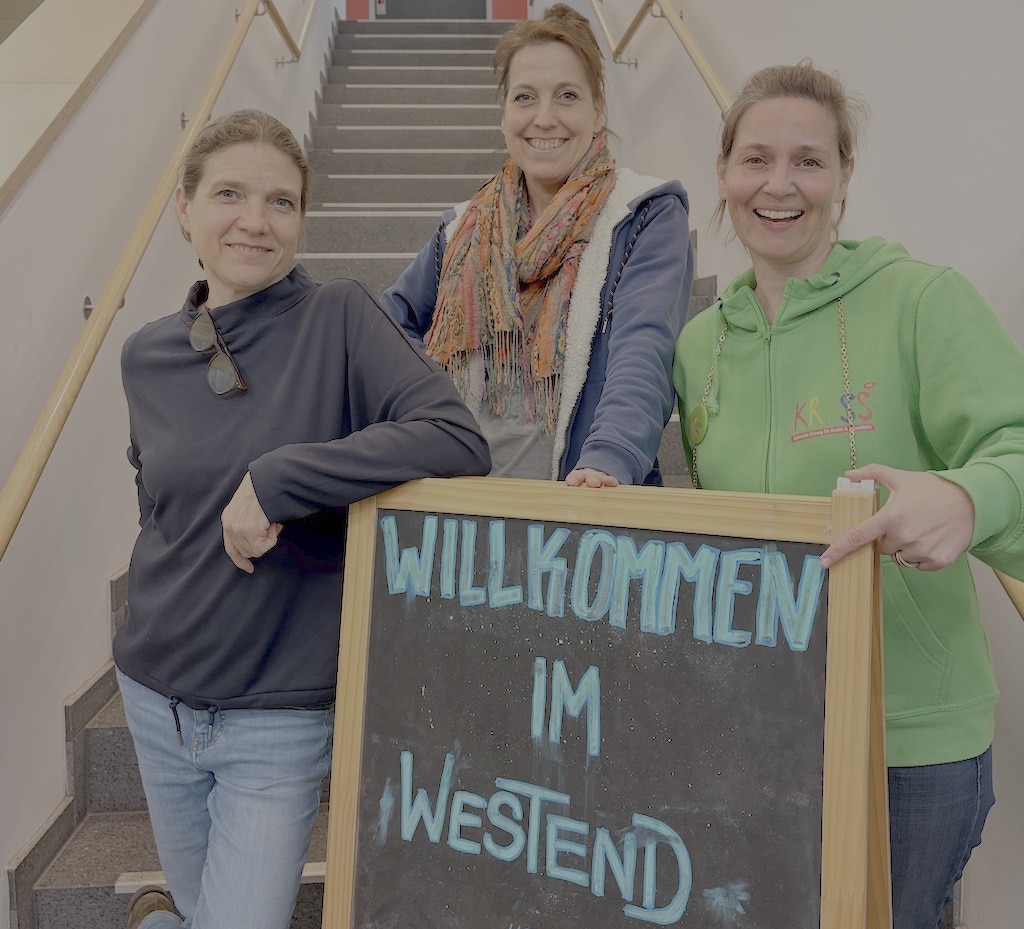 Anja Bahners (Stiftung für Heerdt), Katja Fander (VVV) und Alexandra Girgott (KRASS e.V.). © KRASS e.V