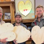 80 Herzen aus den Alpen: Filzmoos beschenkt UNICEF zum runden Geburtstag